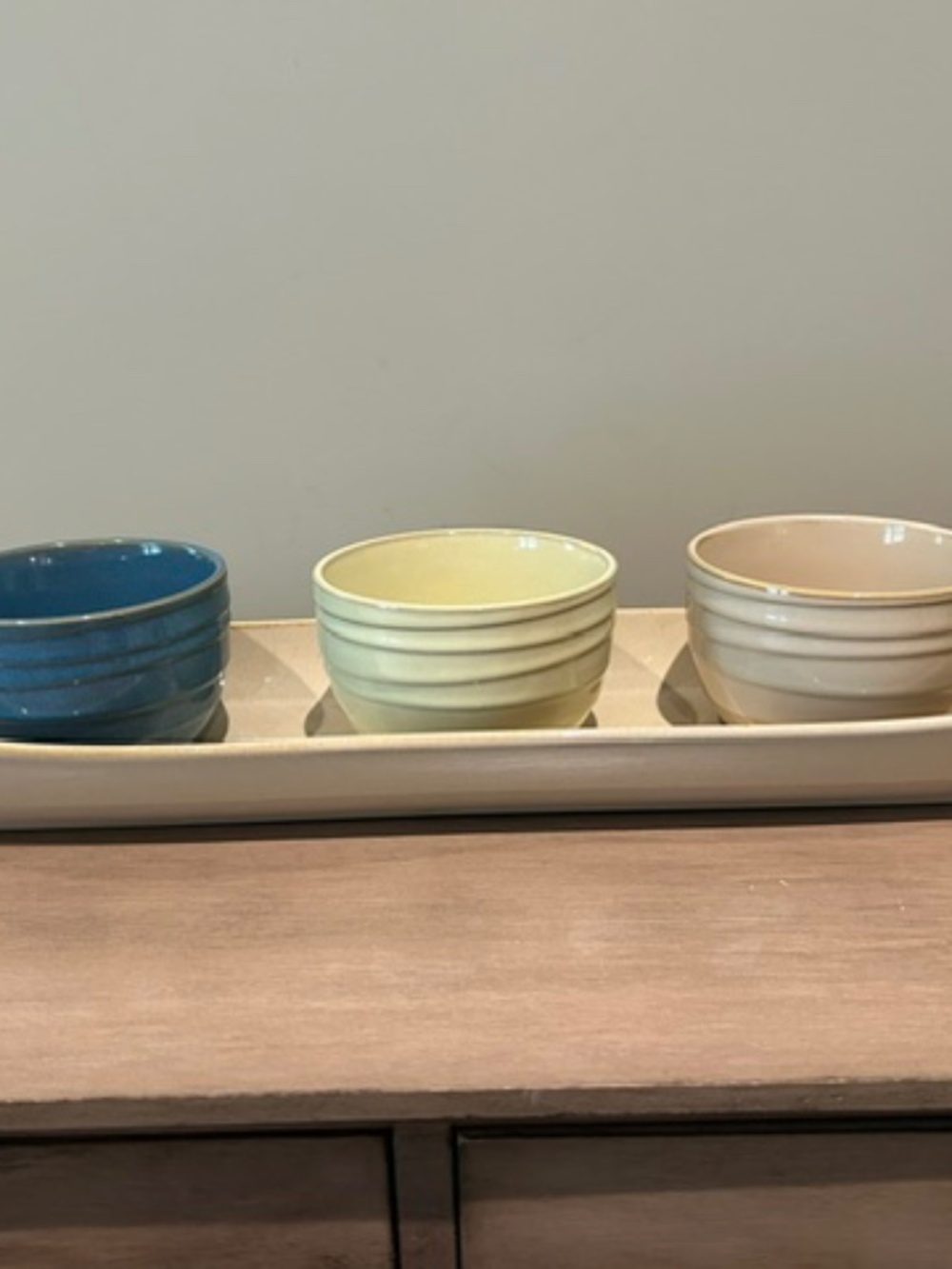 Tray with serving bowls